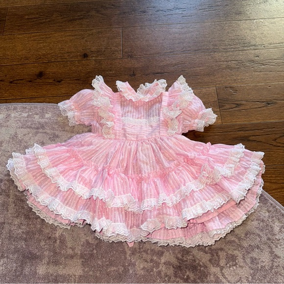 Vintage Better Made by Betty Oden Girl’s 2 Beautiful Pink White Ruffle Dress